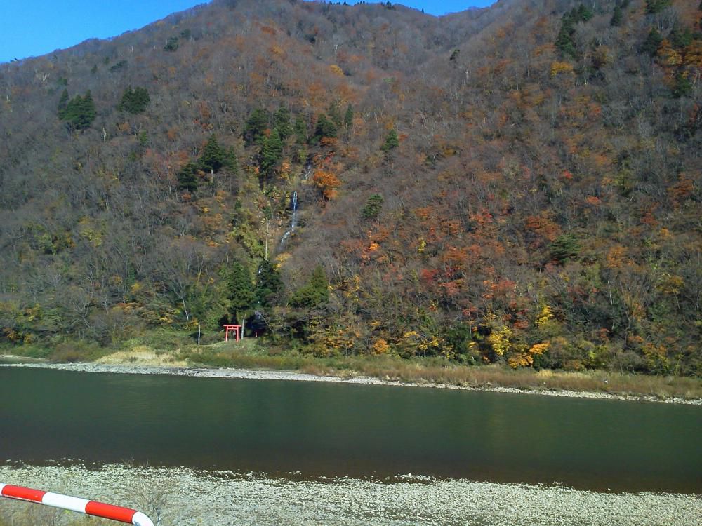 今日は海でも見て帰ります。