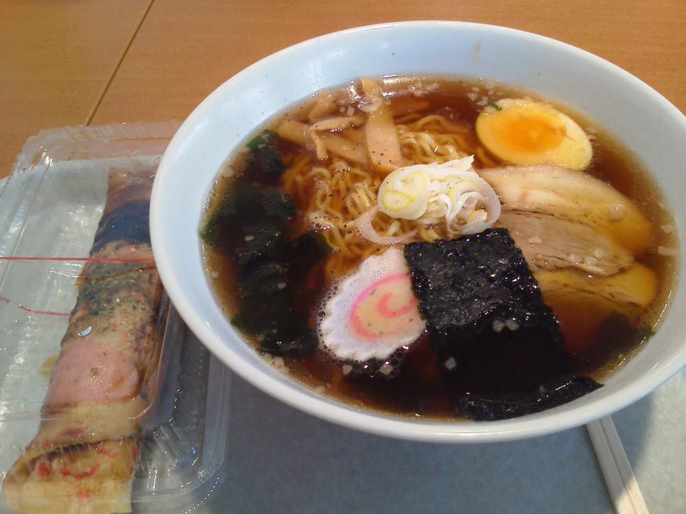 今日もやっぱりひまわりラーメン。
