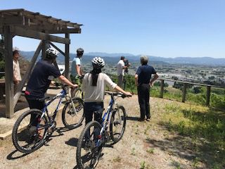 レンタサイクルで行く飯豊どんでん平ゆり園