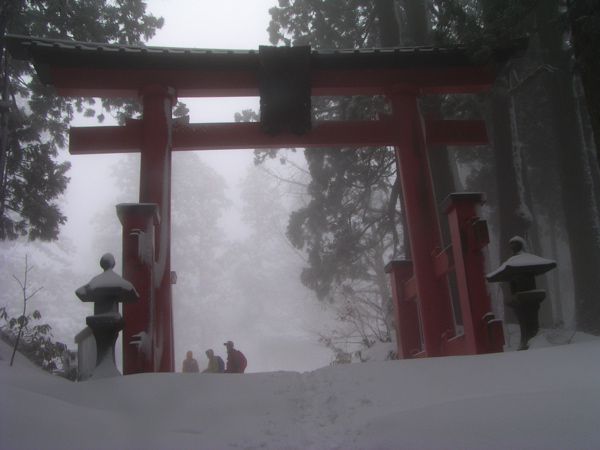 本鳥居