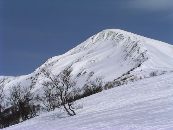 湯殿山火口