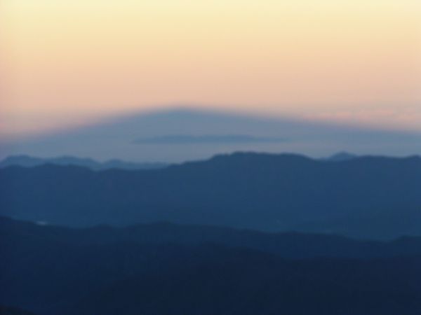 影月山
