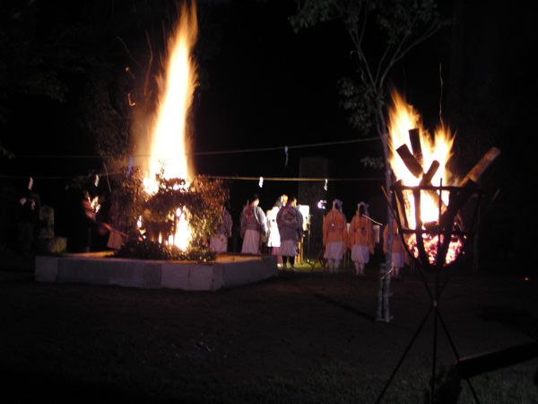 かがり火祭り