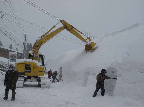 雪旅篭作り