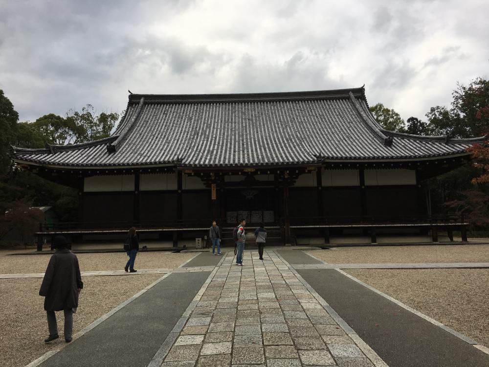 王朝の雅の秋や仁和寺