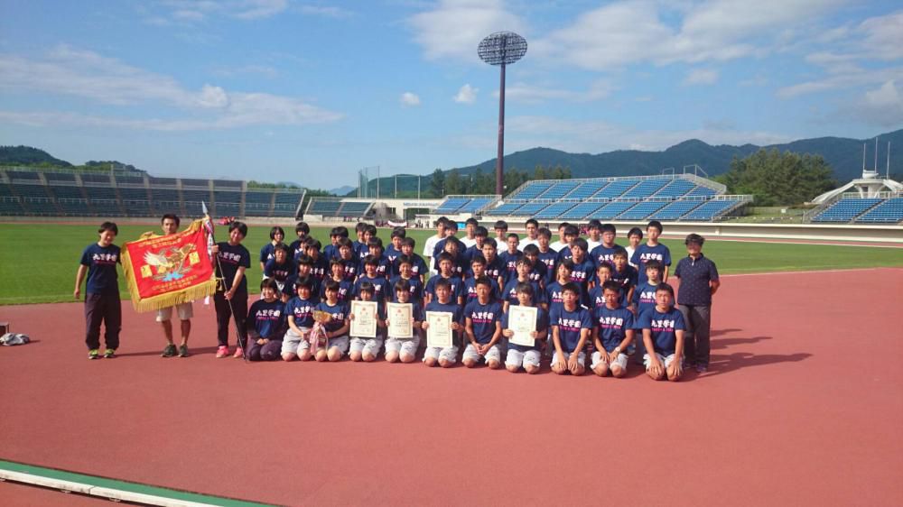 【陸上部】県高校　女子総合３連覇！男子総合２位！　多数東北大会へ。