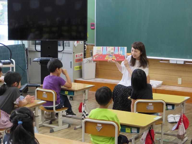 心に栄養を・・・PTA母親委員会読み聞かせ