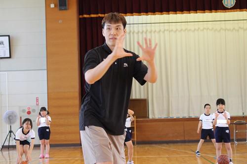 東根小学校卒業生　村上駿斗さんに学ぶ