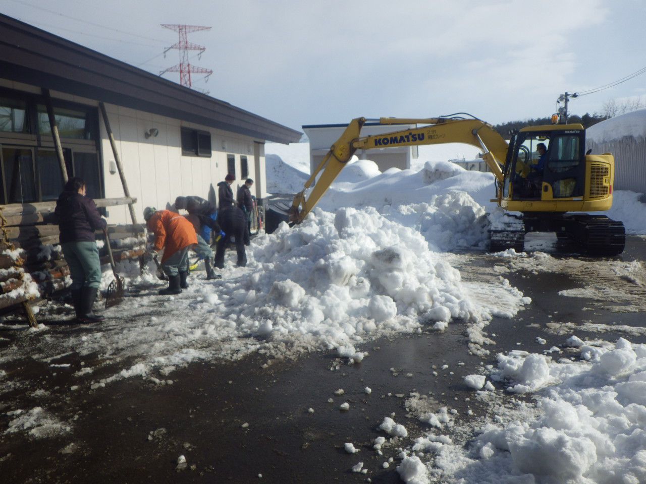 特別養護老人ホーム「ひめさゆり荘」除排雪作業