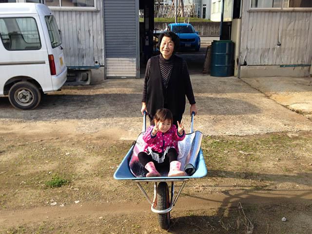 一輪車に乗って