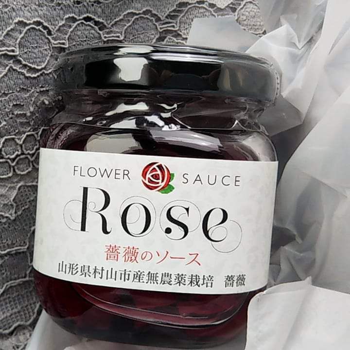 薔薇の花入りシロップ🌹