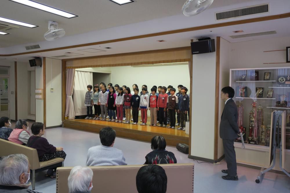 南原小学校４年生　まごころ交流慰問
