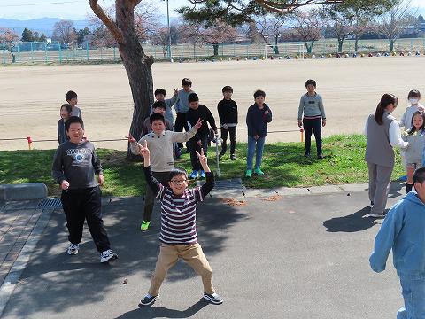 中間休みの様子・全校学級活動
