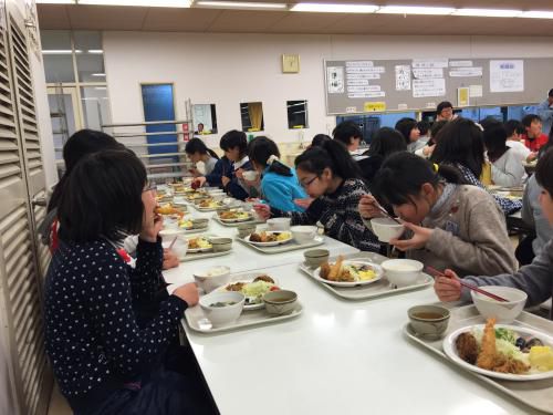 夕食