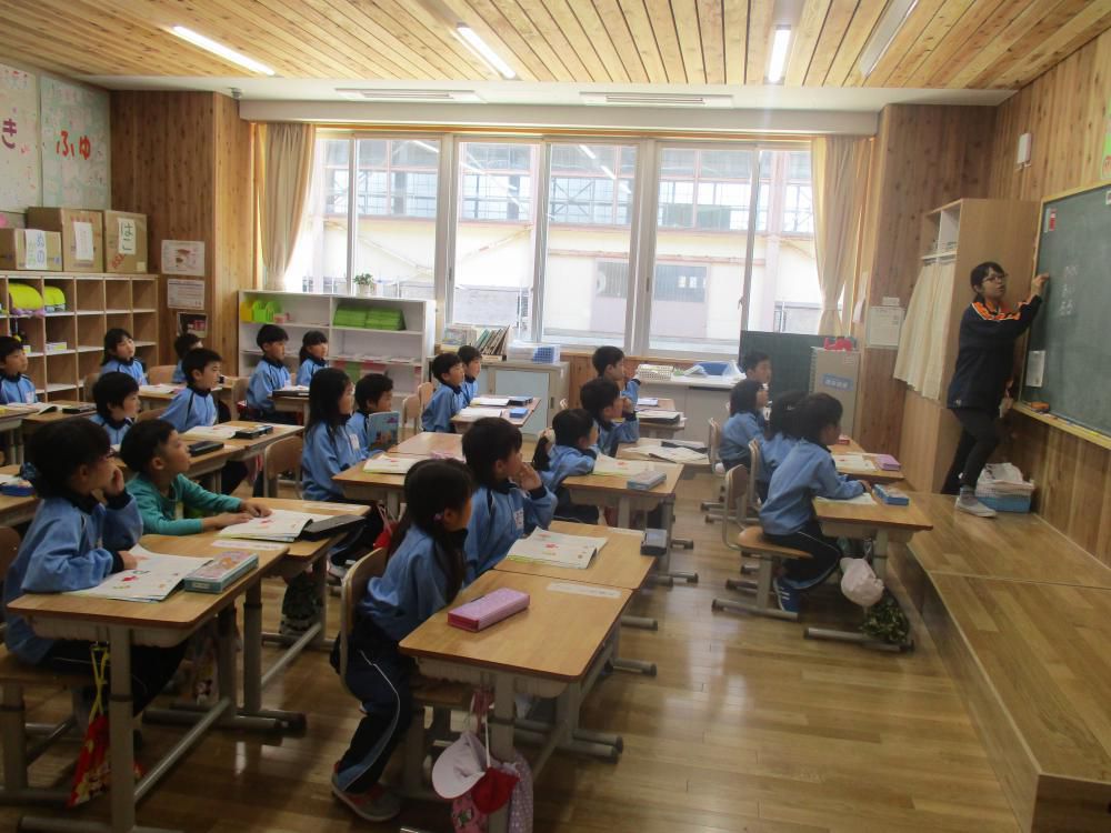 笑顔の花達が学校に戻ってきました。