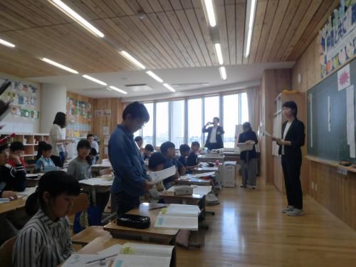 国語、芋ほり…楽しくがんばっています！