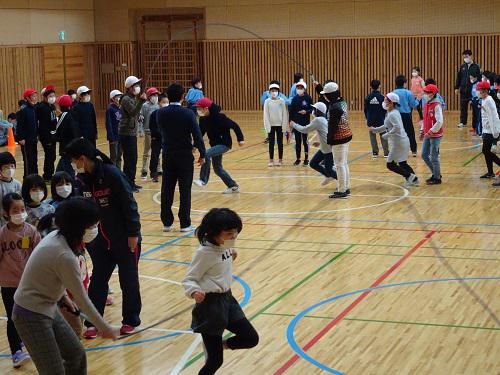 各学年のがんばり…なわとび大会