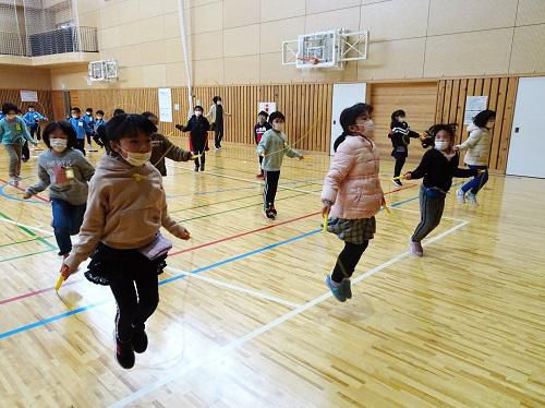 冬は、なわとび！