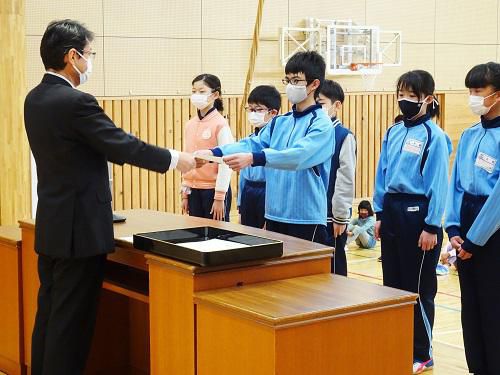 児童会委員長の任命