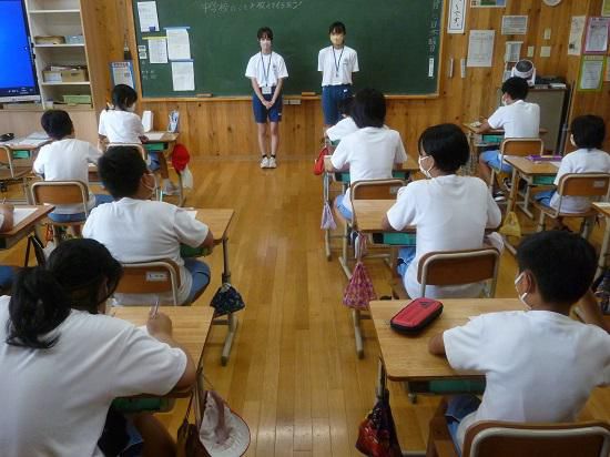 先輩に学ぶ！～飯豊中学校職場体験実施中～