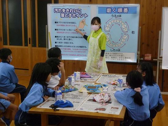 歯を大切に！～ブラッシング教室に取り組みました！～