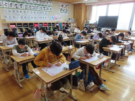 今日は全校漢字テスト！～2学期の学力充実期間の取組～