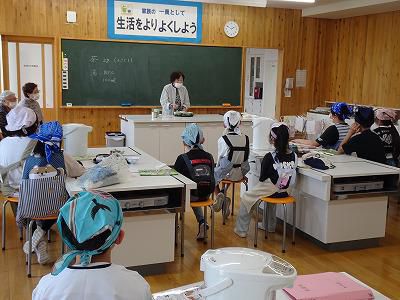 ５年生　家庭科　お茶をいれる
