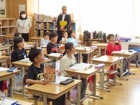 ２年生　新採教員授業研