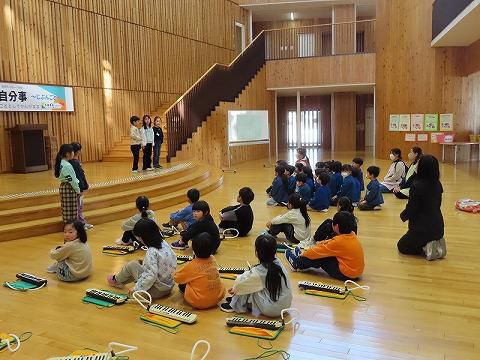幼小交流　１年生とわくわくこども園年長さんとの交流