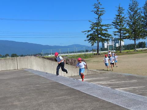 中距離走大会に向けてがんばっています
