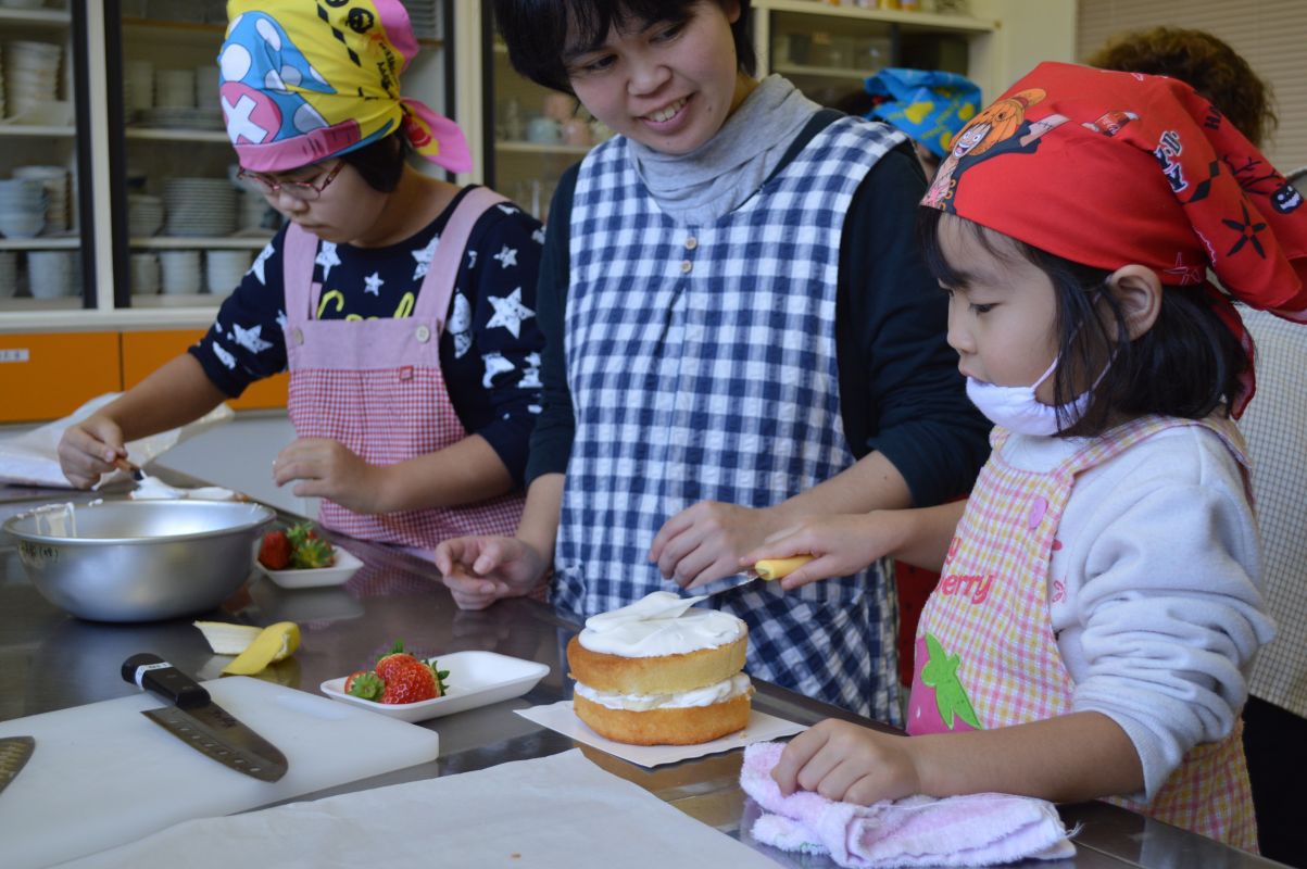 クリスマスケーキつくり