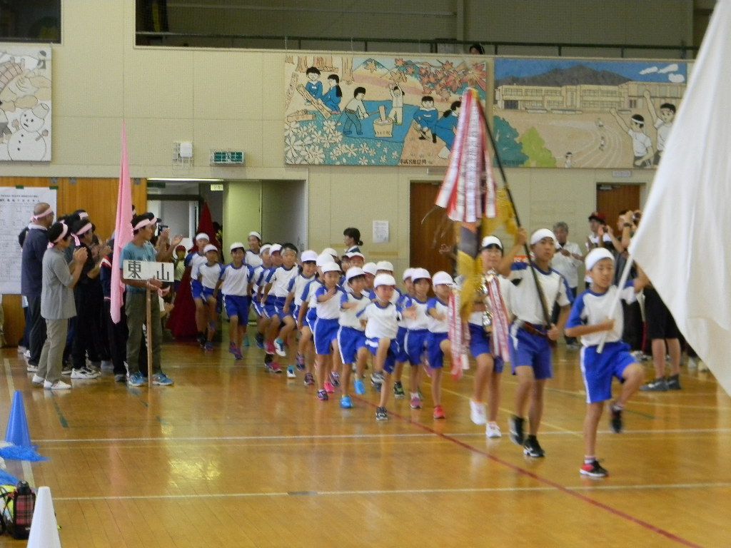 添川小・地区合同大運動会を、開催しました。