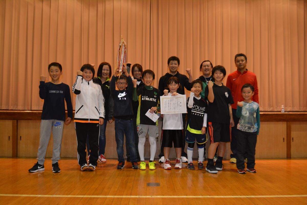 東部地区ナイターソフトバレーボール大会を開催