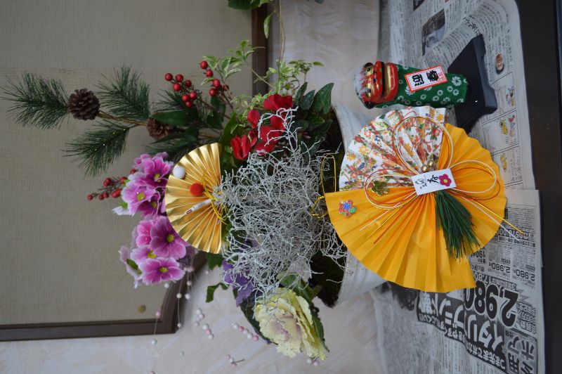 来る年も華やかに「寄せ植えつくり」