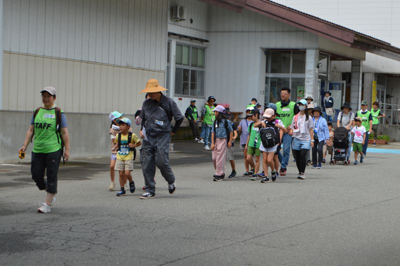 しろつばきウオーク（白椿地区公民館）