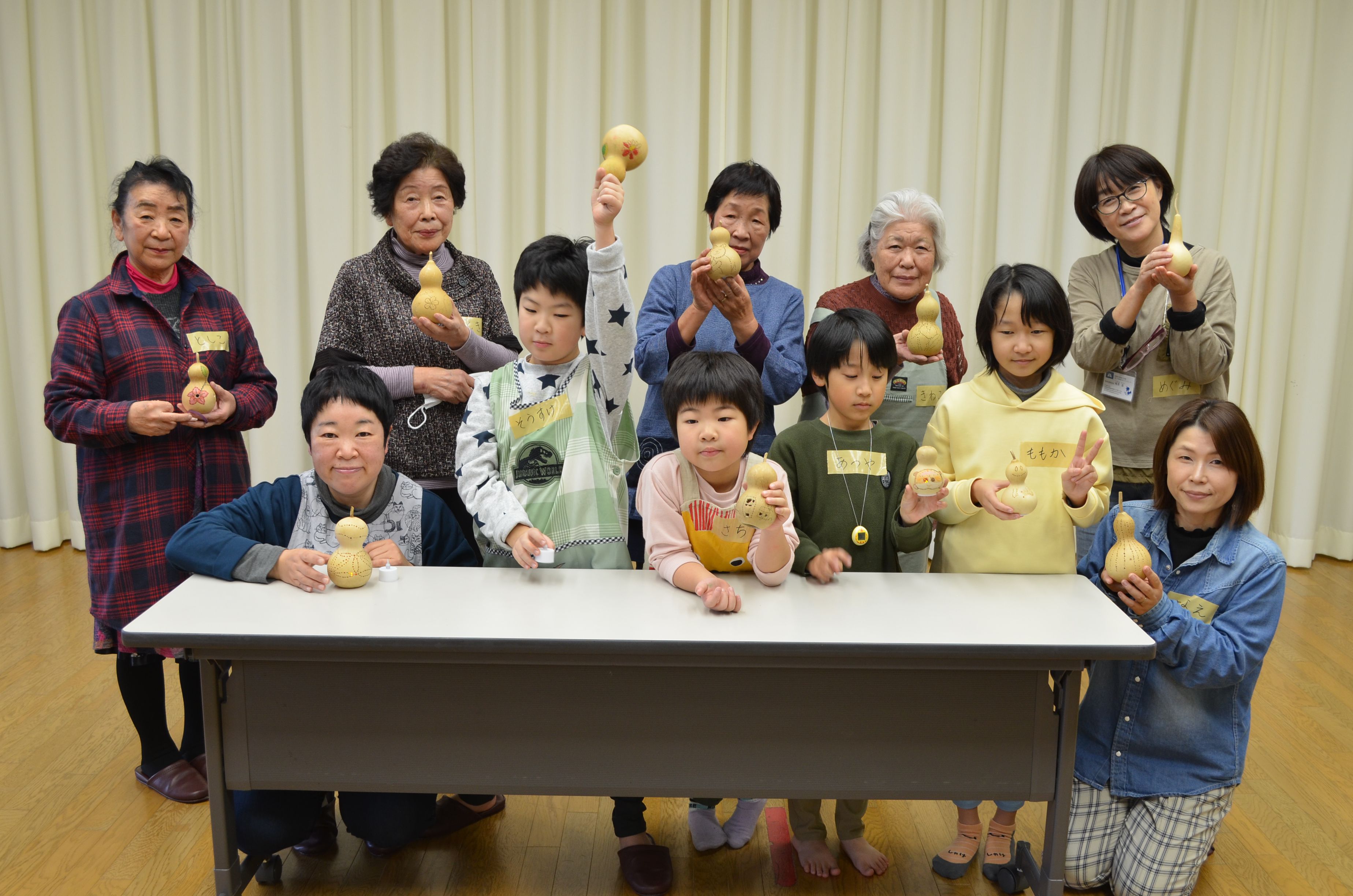 ランプシェード作り with 婦人学級（中部地区公民館）