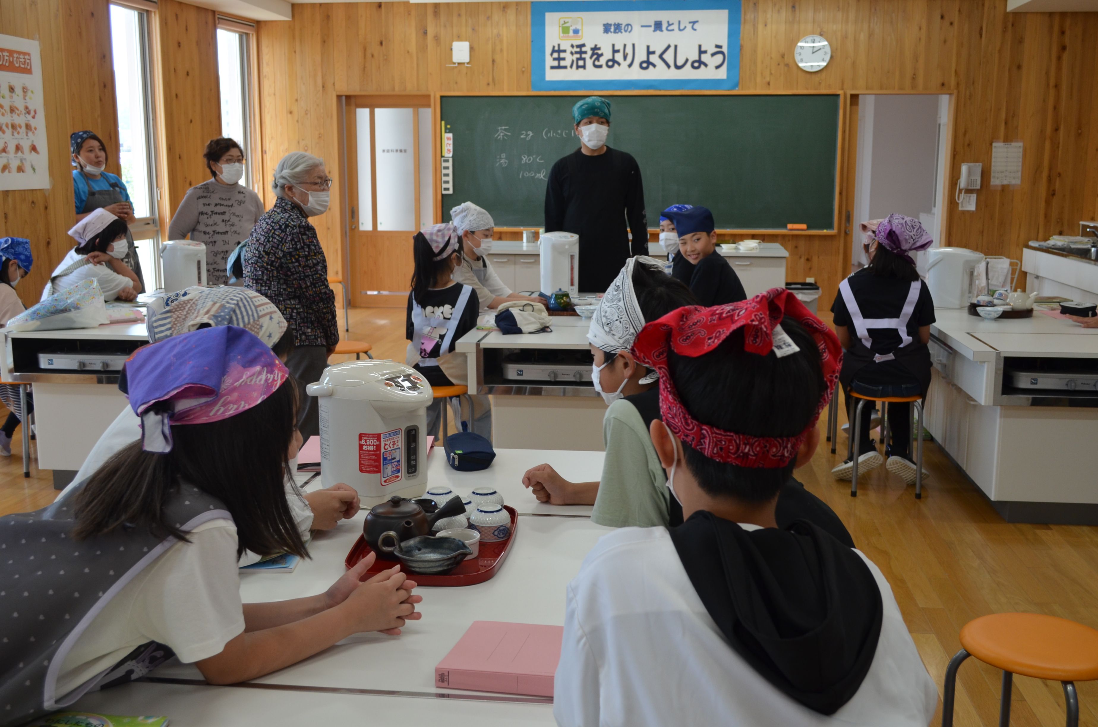 婦人学級　家庭科ボランティア（煎茶の飲み方）