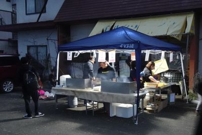 旧飯豊中学校ｸﾞﾗｳﾝﾄﾞ桜並木「ライトアップ」
