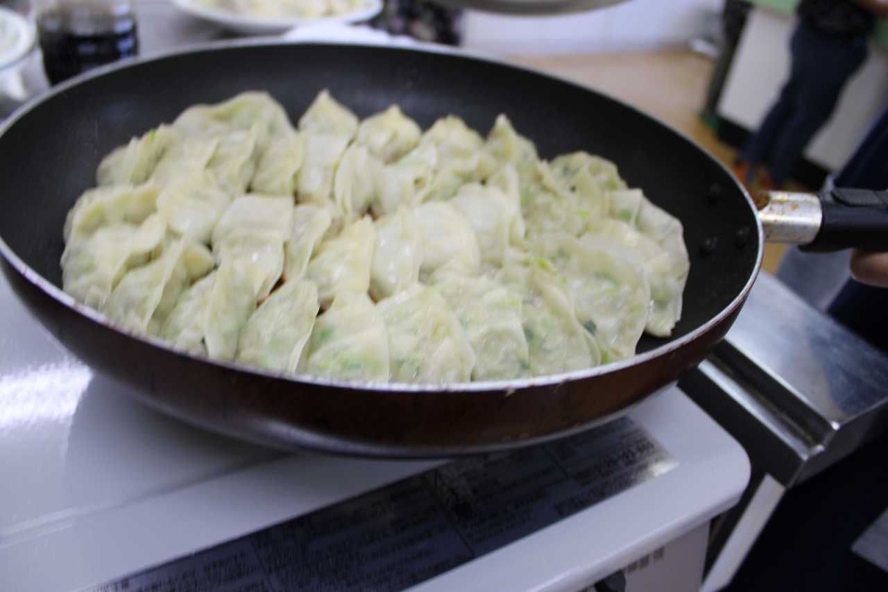 第6回 みんなの食堂 東部 今回は手作り餃子です