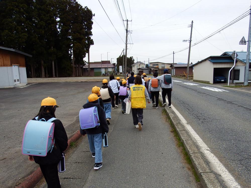 通学班会と下校指導