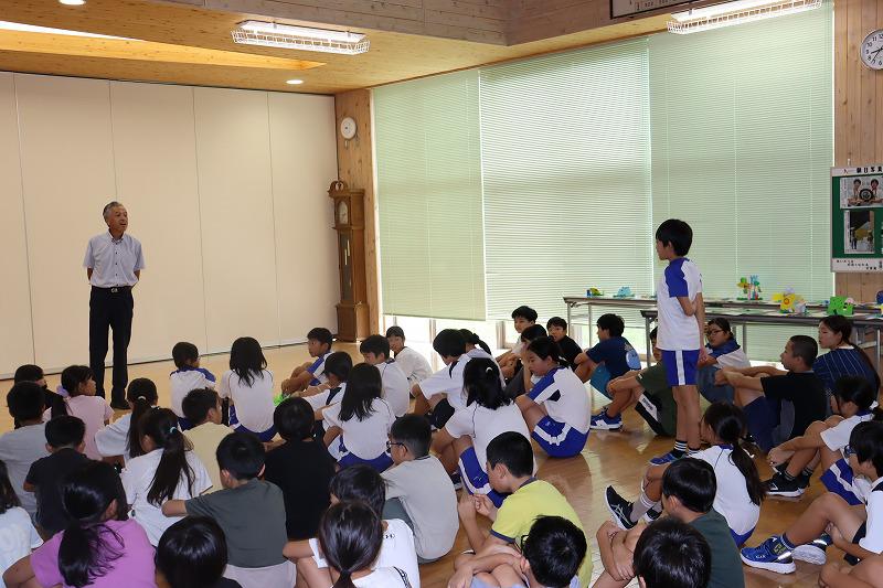 全校朝会(防災について)
