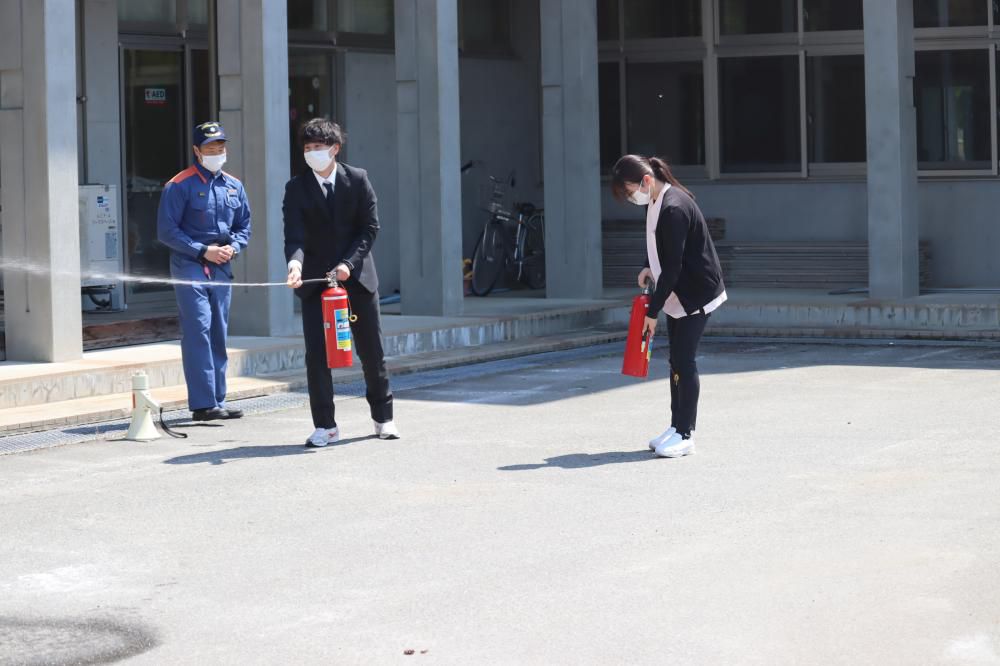 あわてず　安全に素早く　だまって（第１回避難訓練）２
