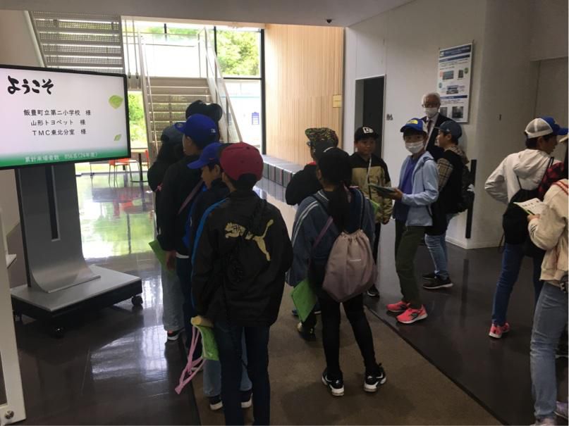 修学旅行　トヨタ工場