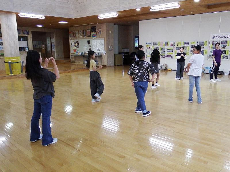 クラブ活動の様子③　ダンスクラブ・スポーツクラブ