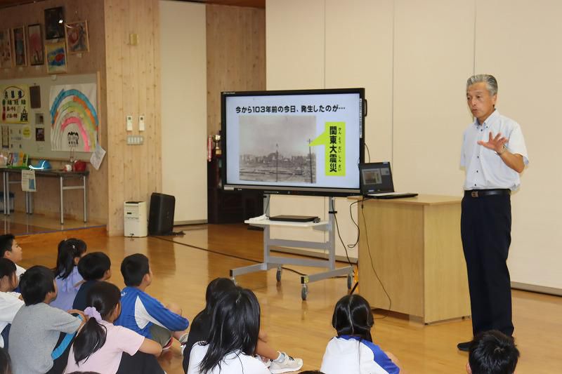 全校朝会（防災について）