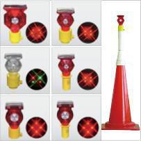 LED保安灯・警告灯　「ソーラー式セフティーフラッシュ」