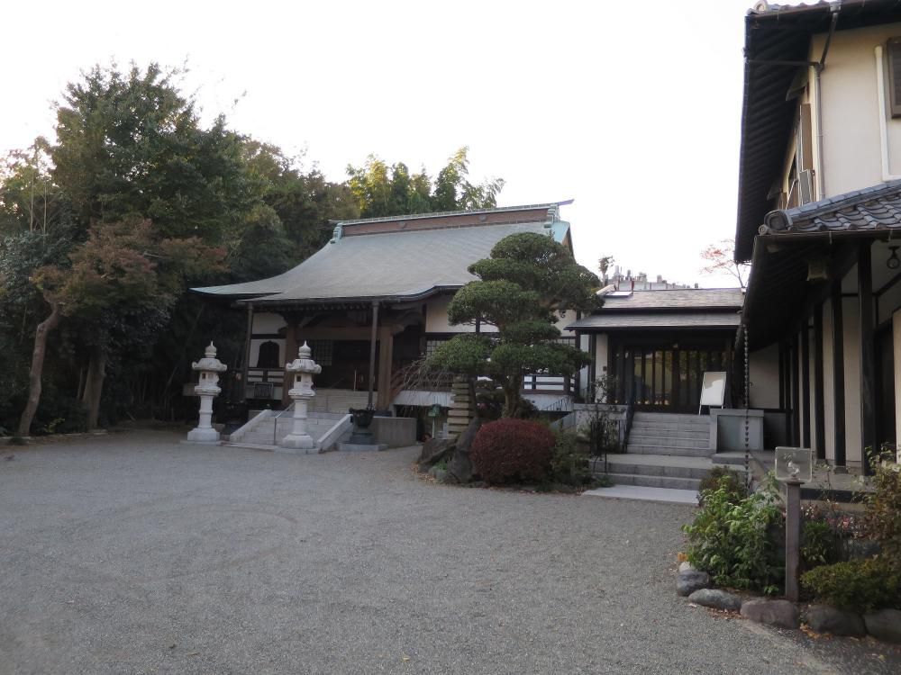 藤沢市　西嶺山　花應院。