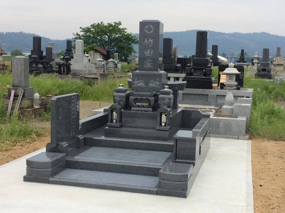 （墓石建立）　南陽市若狭郷屋　　　　T様