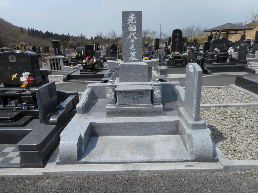 （墓石建立）　長井市台町　Ｔ様