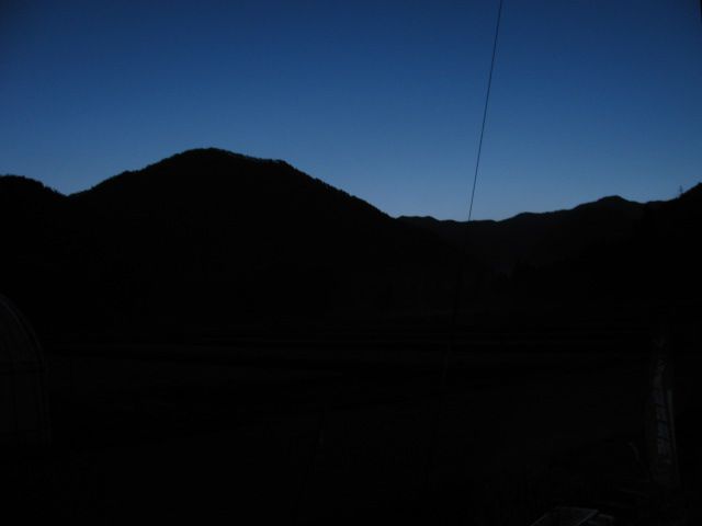 午前３時３５分・・・・